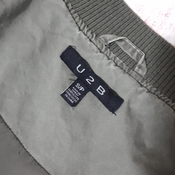 Green Jacket - Picture 4 of 4